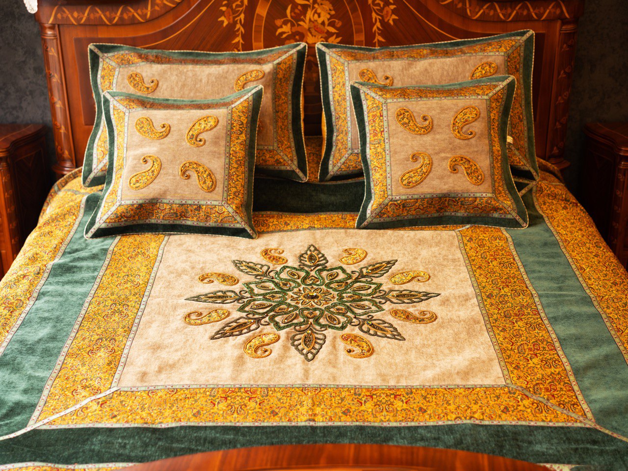Khorshid Handcrafted Bed set